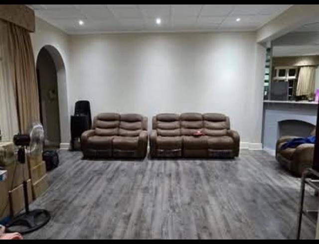 3 BEDROOM PROPERTY TO RENT IN ESSENWOOD